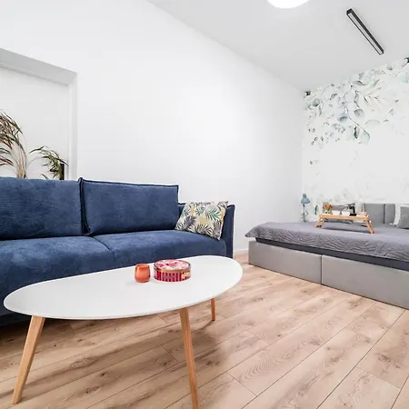 Legionow M2 - Parking, Location - By Rentujemy