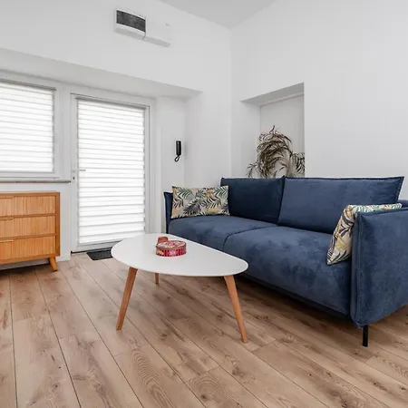 Legionow M2 - Parking, Location - By Rentujemy *