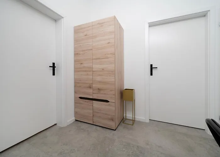 Legionow M2 - Parking, Location - By Rentujemy Апартаменты